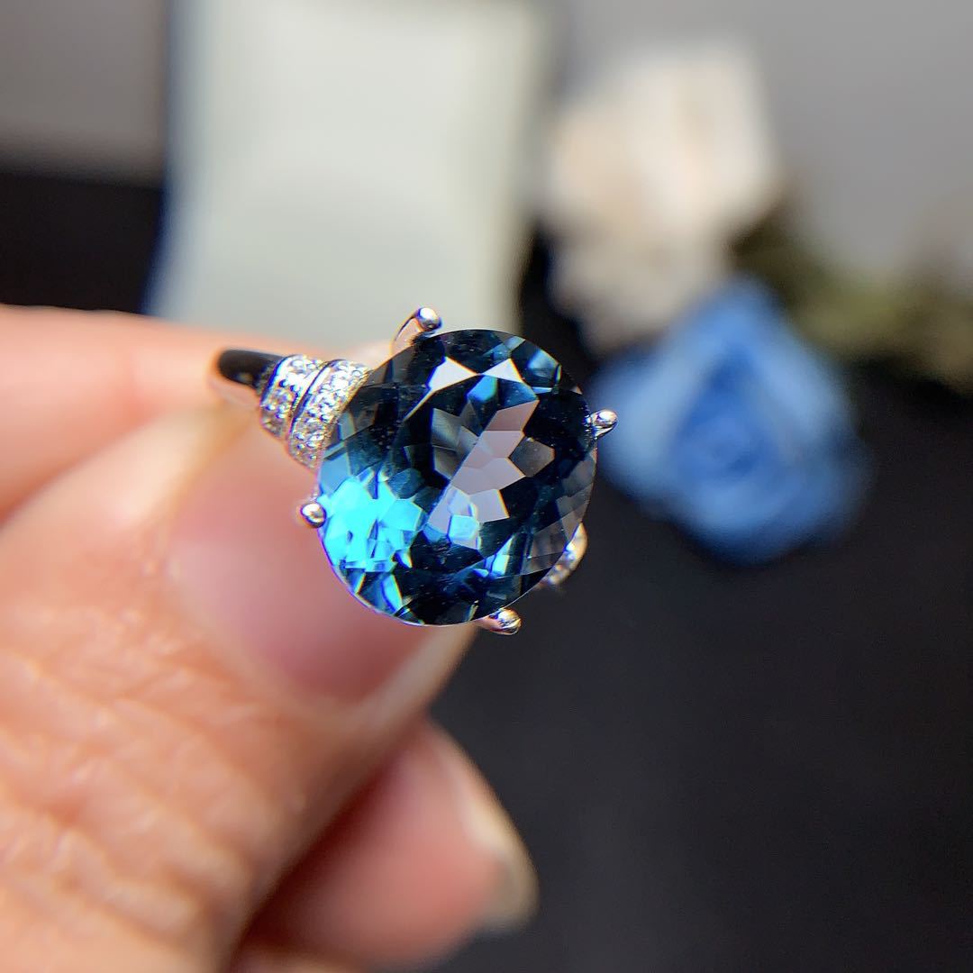 Ring Dark Blue Noble 925 Silver Inlaid