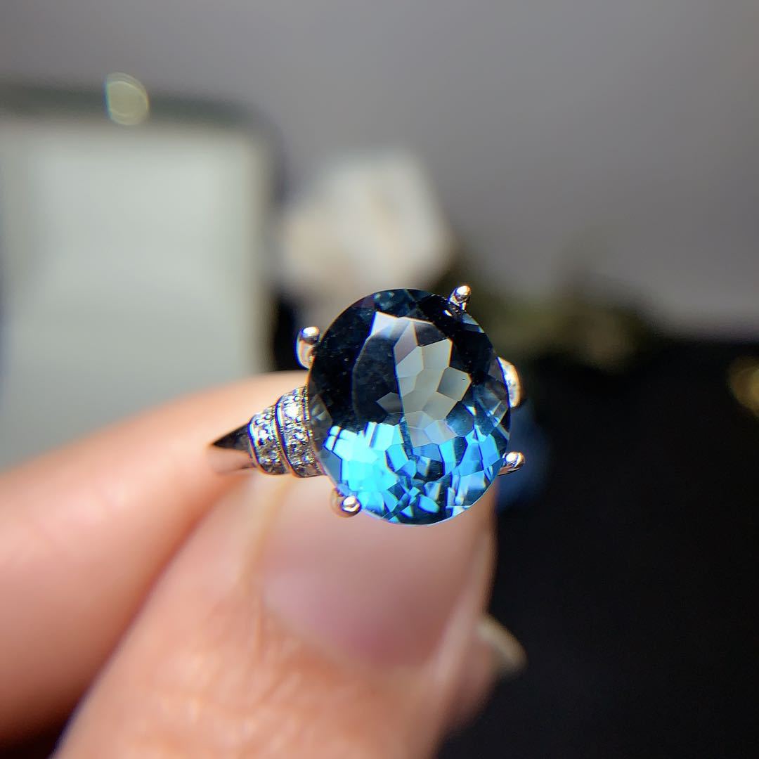 Ring Dark Blue Noble 925 Silver Inlaid