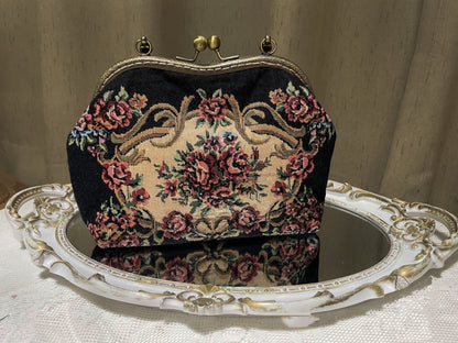 Lost in Vintage Thread Embroidered Bag Metal Handle Petitpoint Clutch Antique Kiss Lock Crossbody Kiss Lock Frame Evening Bag